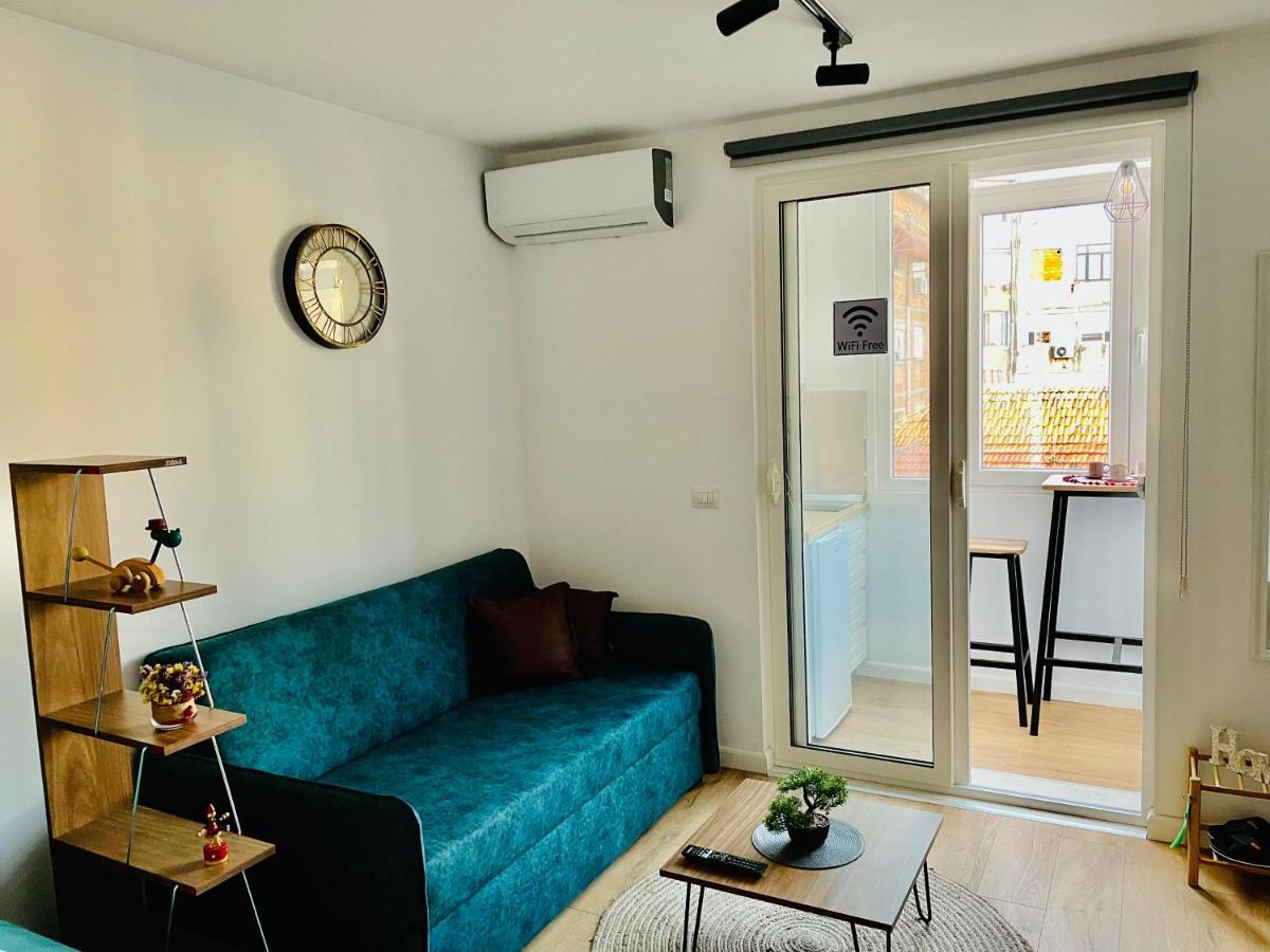 Central Studio Apartment 1, Tiranë Ngoại thất bức ảnh
