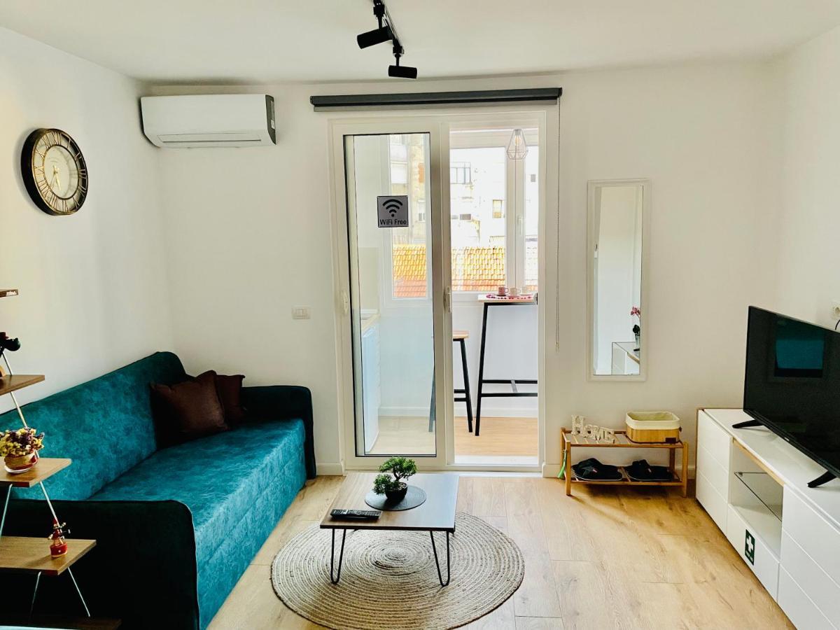 Central Studio Apartment 1, Tiranë Ngoại thất bức ảnh