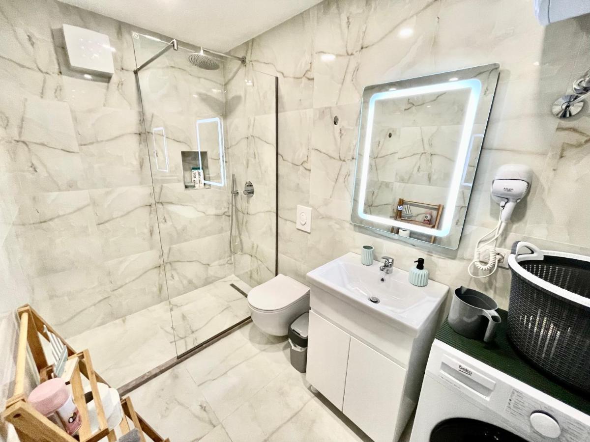 Central Studio Apartment 1, Tiranë Ngoại thất bức ảnh