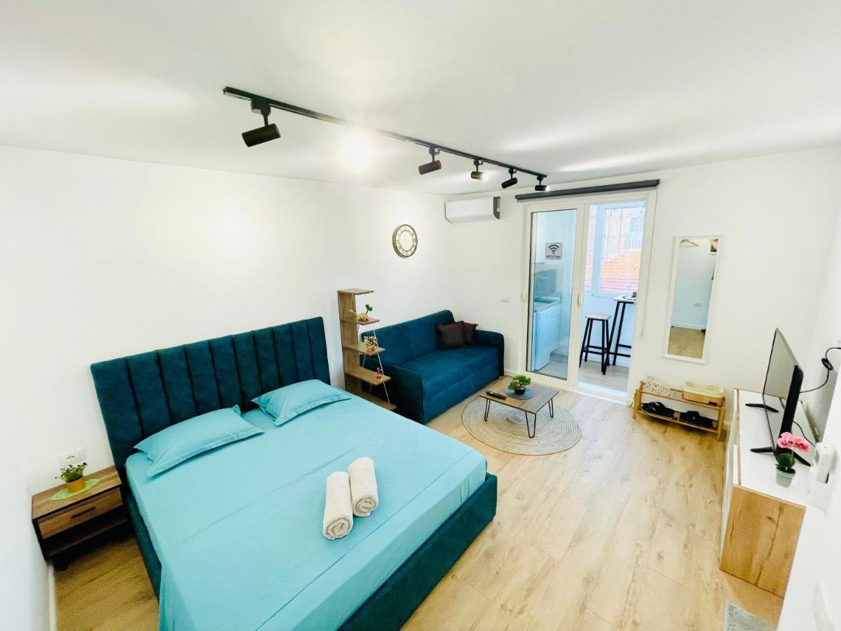 Central Studio Apartment 1, Tiranë Ngoại thất bức ảnh